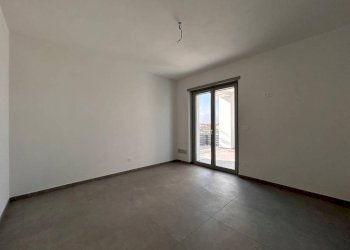 Camera da letto - Trilocale via Martiri, 51, Beinette - foto 9