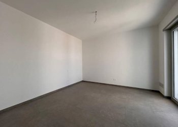 Camera da letto - Trilocale via Martiri, 51, Beinette - foto 10