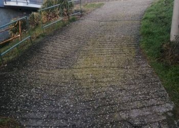 Box auto - Box piazza Camillo Benso di Cavour, 6, Pinerolo - photo 2