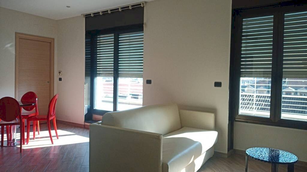 Interno non residenziale - Attico via Santa Teresa, 26, Torino (zona Centro) - foto 3