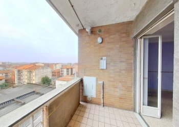 Terrazzo - Three-room apartment via Pastrengo, 35, Moncalieri - photo 1