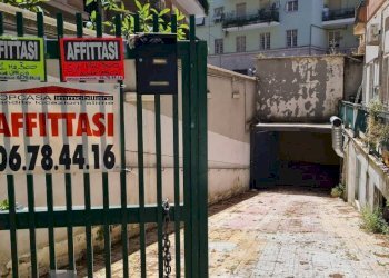 Cortile interno - Negozio Roma - foto 1