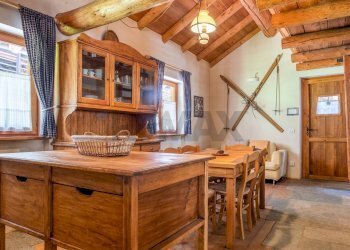 Sala da pranzo - Trilocale Località Isolello, Alagna Valsesia - foto 1