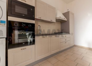 Cucina - Bilocale via Foro San Martino
 
18, Cassano Magnago - foto 9