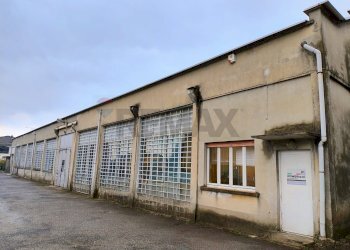 Edificio all\'aperto - Locale Commerciale Jerago con Orago - foto 3