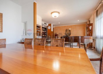 Sala da pranzo - Appartamento Via Agnelli
 
29, Gallarate - foto 8