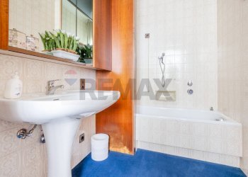 Bagno - Appartamento Via Agnelli
 
29, Gallarate - foto 20