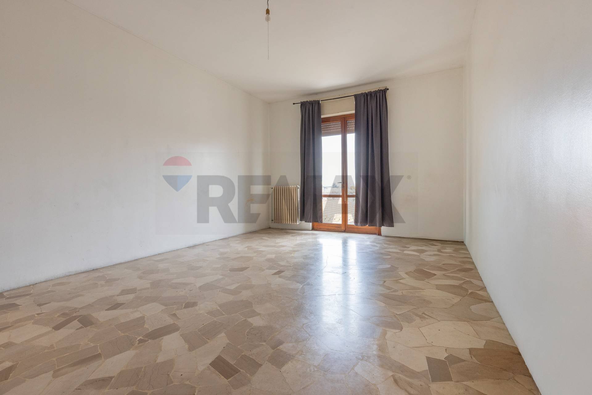 Stanza vuota - Trilocale via Poma
 
30, Lonate Pozzolo - foto 2