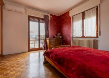 Camera / camera da letto - Trilocale via Poma
 
30, Lonate Pozzolo - foto 12