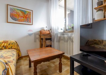 Soggiorno - Quadrilocale Via Trieste
 
27, Sumirago - foto 10