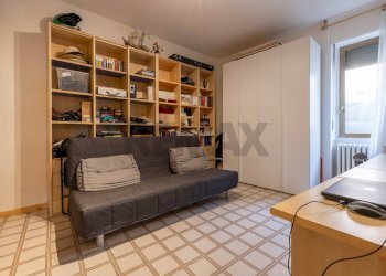 Soggiorno - Quadrilocale Via Trieste
 
27, Sumirago - foto 13