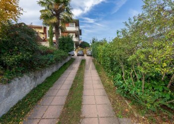 Giardino - Quadrilocale Via Trieste
 
27, Sumirago - foto 24