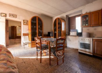 Sala da pranzo - Rustico Via XX Settembre
 
6, Cairate - foto 5