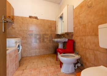 Bagno - Rustico Via XX Settembre
 
6, Cairate - foto 9