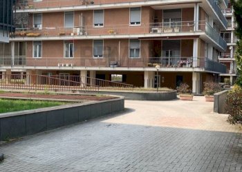 Edificio all\'aperto - Box Gallarate - foto 2