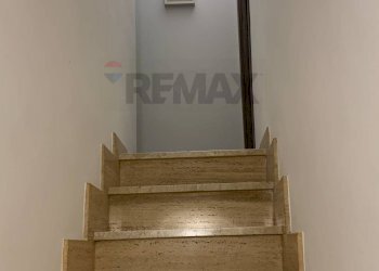 Scale - Casa semi indipendente via Azzolini, Avola - foto 17