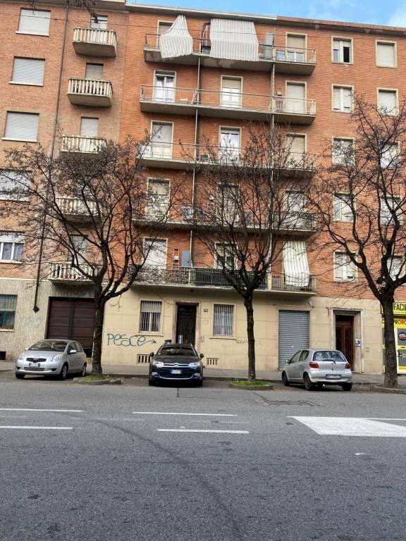 Facciata - Monolocale via Borgaro, 73, Torino - foto 2