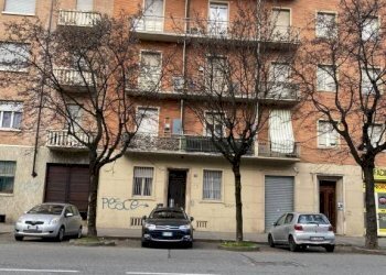 Facciata - Monolocale via Borgaro, 73, Torino - foto 2