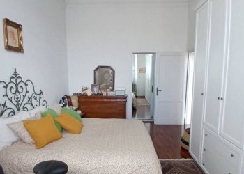 Camera da letto - Appartamento piazzale della Porta al Prato, Firenze (zona Santa Maria Novella) - foto 12