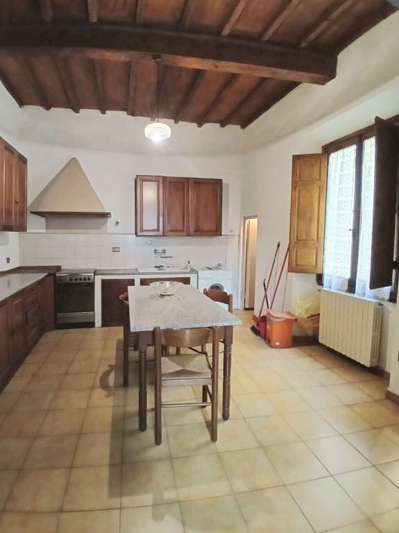 Cucina - Appartamento Borgo San Iacopo, 28, Firenze (zona Oltrarno) - foto 2