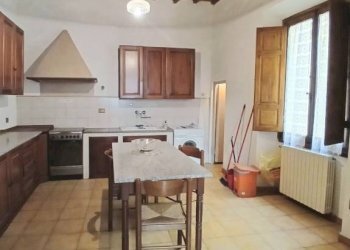 Cucina - Appartamento Borgo San Iacopo, 28, Firenze (zona Oltrarno) - foto 2
