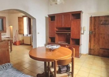 Salone - Appartamento Borgo San Iacopo, 28, Firenze (zona Oltrarno) - foto 9