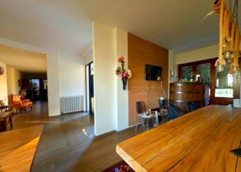 Interno non residenziale - Villa Collecchio - photo 22