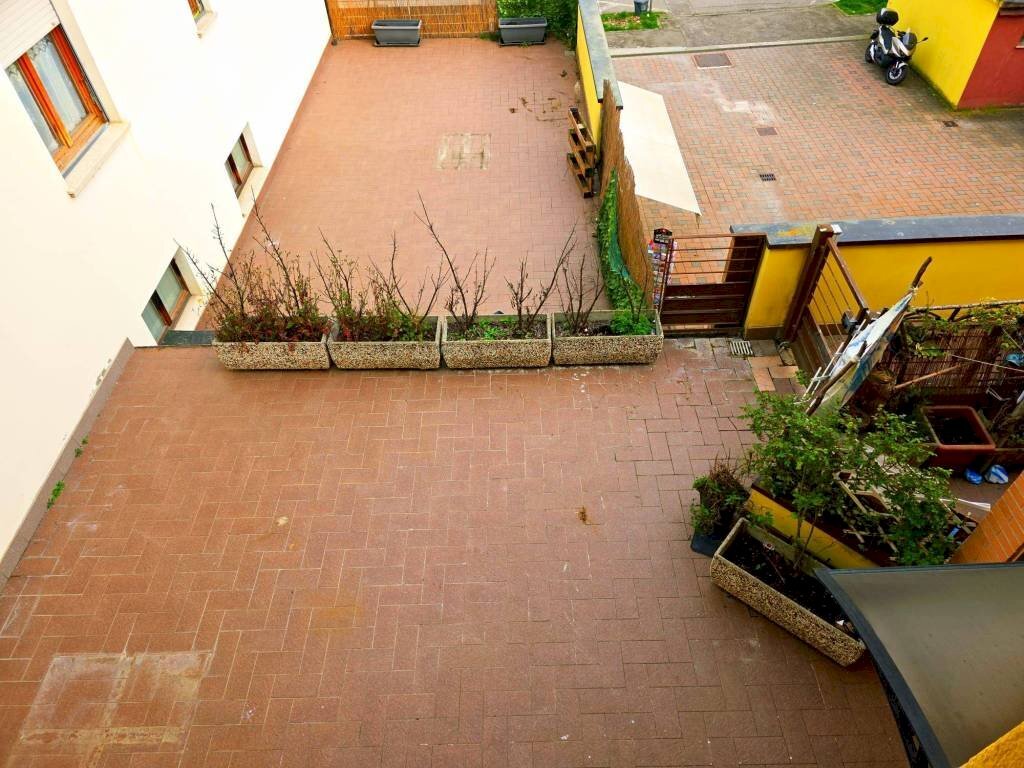 Cortile interno - Quadrilocale viale Dante, Medesano - foto 2