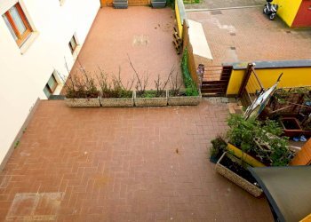 Cortile interno - Quadrilocale viale Dante, Medesano - foto 2