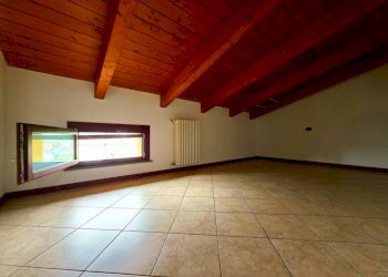 Camera da letto - Quadrilocale viale Dante, Medesano - foto 19