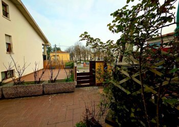 Giardino - Quadrilocale viale Dante, Medesano - foto 20