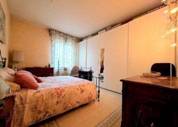 Camera da letto - Three-room apartment strada Nino Bixio, Parma (neighborhood Oltretorrente) - photo 13