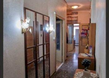 Corridoio - Appartamento via del Velodromo, 71, Roma - foto 20