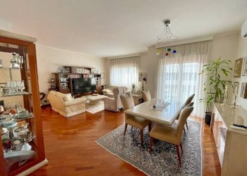 Salone - Quadrilocale via Enrico Albanese, Roma - foto 3