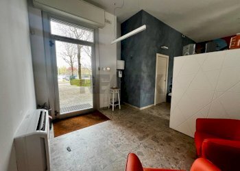 Soggiorno - Office Via de Nicola
 
8, San Giuliano Milanese - photo 3