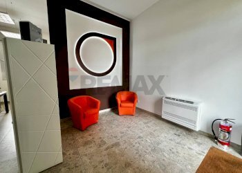 Soggiorno - Office Via de Nicola
 
8, San Giuliano Milanese - photo 5