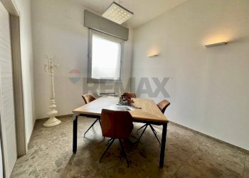 Sala da pranzo - Office Via de Nicola
 
8, San Giuliano Milanese - photo 13