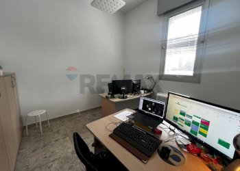 Ufficio - Office Via de Nicola
 
8, San Giuliano Milanese - photo 17