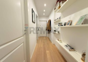 Hall / corridoio - Trilocale via papa giovanni XXIII
 
5, Peschiera Borromeo - foto 9