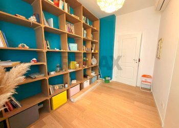 Camera / camera da letto - Trilocale via papa giovanni XXIII
 
5, Peschiera Borromeo - foto 13