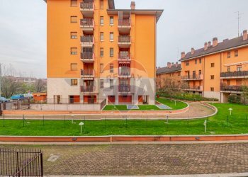 Edificio all\'aperto - Bilocale via bambini di beslan, San Giuliano Milanese - foto 21