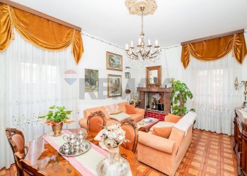 Sala da pranzo - Villa VIA DEI GIGANTI
 
25, San Giuliano Milanese - foto 2