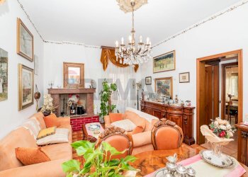 Soggiorno - Villa VIA DEI GIGANTI
 
25, San Giuliano Milanese - foto 3