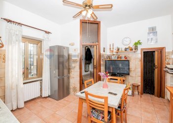 Sala da pranzo - Villa VIA DEI GIGANTI
 
25, San Giuliano Milanese - foto 8