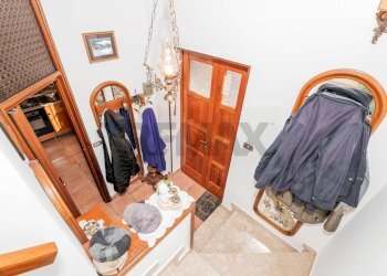 Hall / corridoio - Villa VIA DEI GIGANTI
 
25, San Giuliano Milanese - foto 9