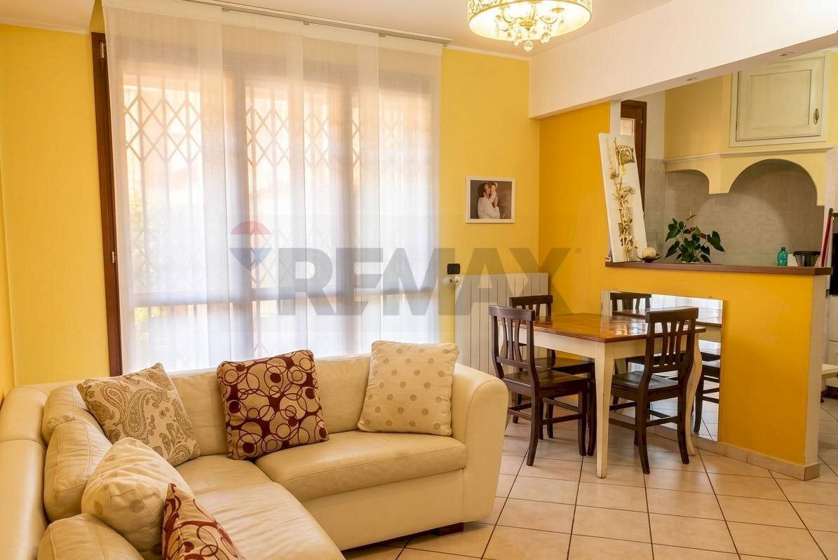 Sala da pranzo - Bilocale via privata caduti sul lavoro
 
15, San Giuliano Milanese - foto 1