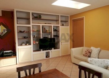 Sala da pranzo - Bilocale via privata caduti sul lavoro
 
15, San Giuliano Milanese - foto 3