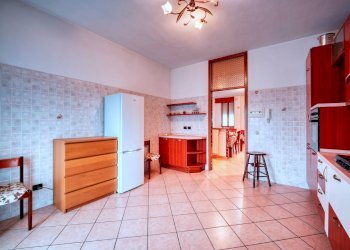 Foto 5 - Trilocale VIA CARLO PORTA
 
15, Solaro - foto 5