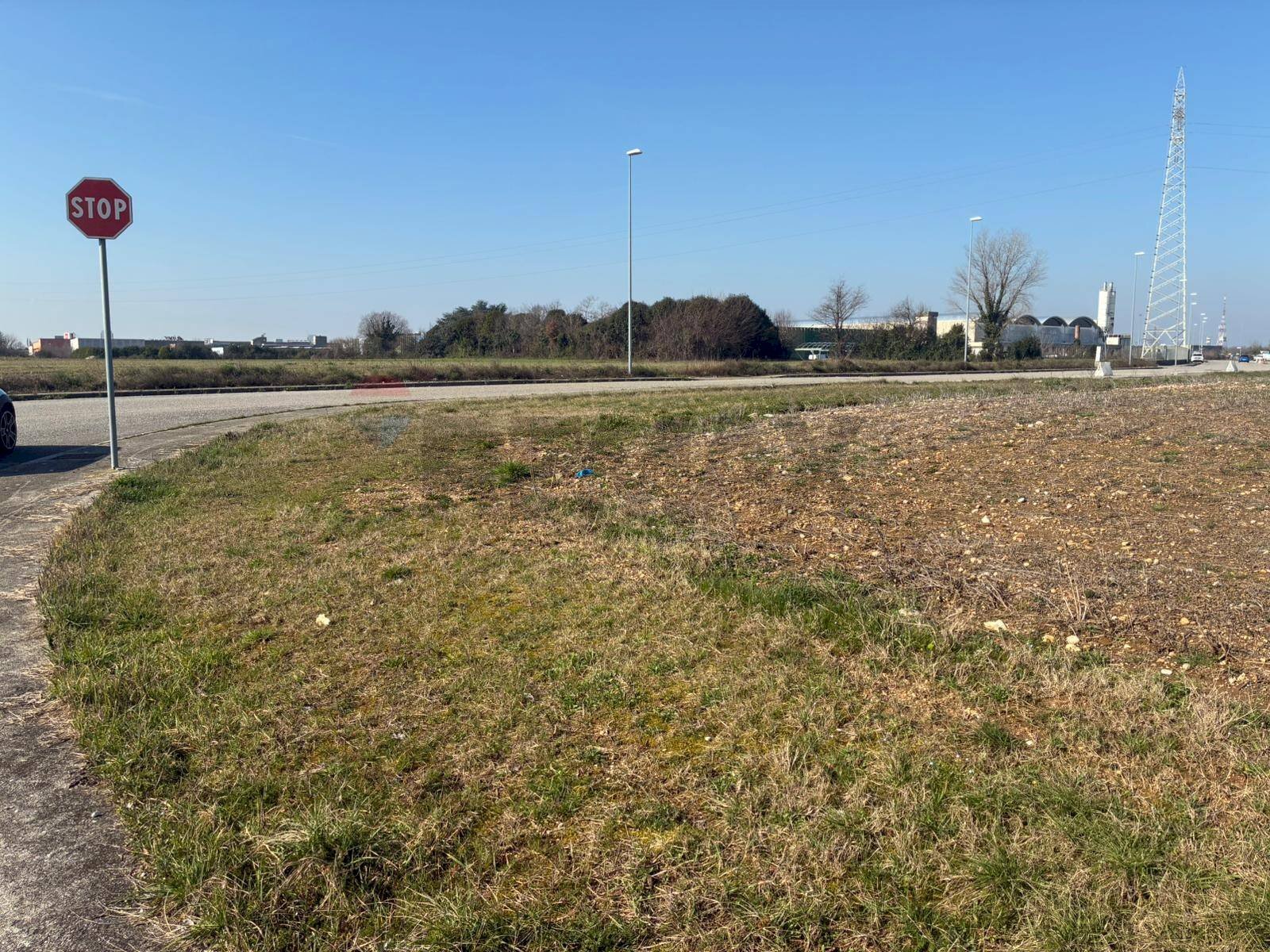 Giardino - Building land VIA PIER PAOLO PASOLINI
 
8, Pradamano - photo 1