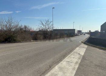 Edificio all\'aperto - Building land VIA PIER PAOLO PASOLINI
8, Pradamano - photo 4